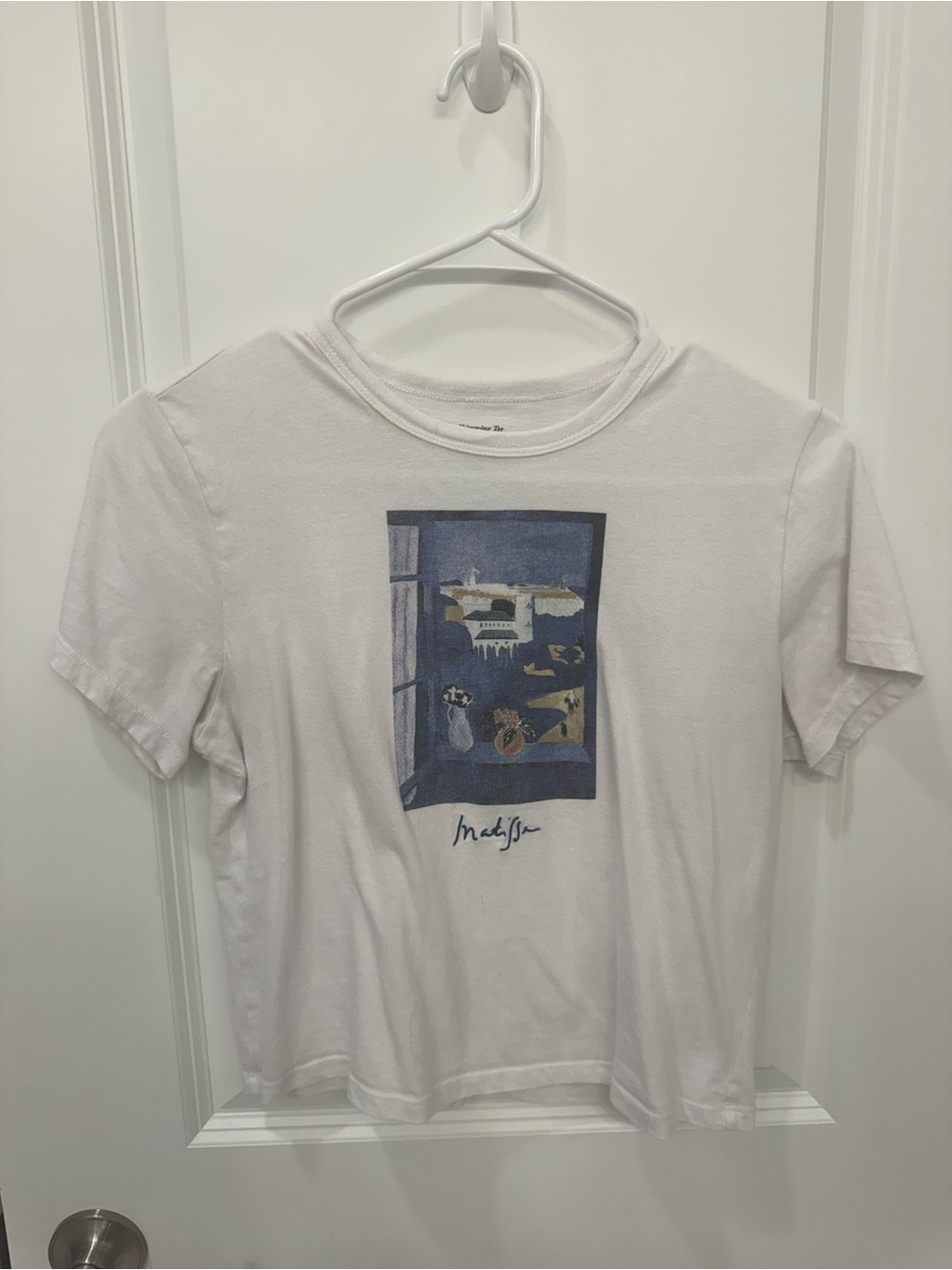 Abercrombie & Fitch White Skimming Tee Sz M